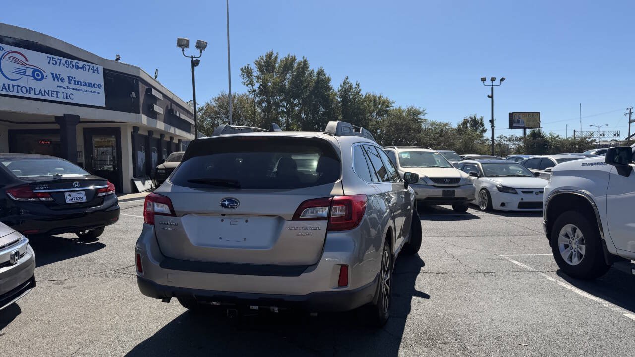 Used 2016 Subaru Outback 3.6R Limited AWD/4WD image 10