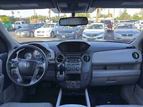 Used 2015 Honda Pilot Touring image 20