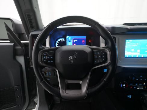 Used 2023 Ford Bronco Heritage Edition AWD/4WD image 4