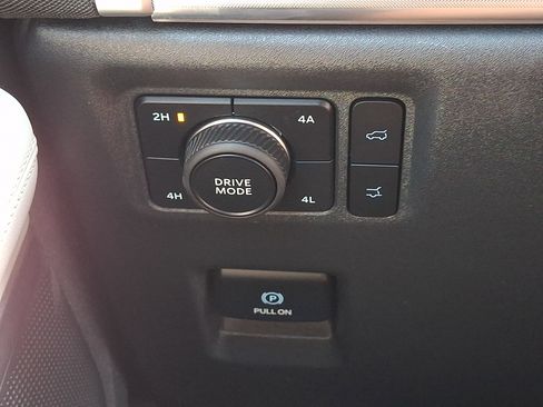 Certified 2025 Ford Expedition Max Platinum AWD/4WD image 29