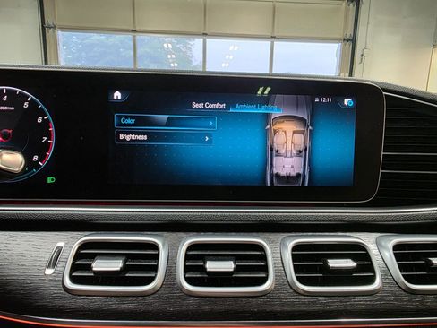 Used 2020 Mercedes-Benz GLE 580 4MATIC image 35