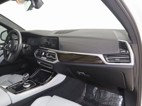 Used 2023 BMW X5 sDrive40i w/ M Sport Package image 48