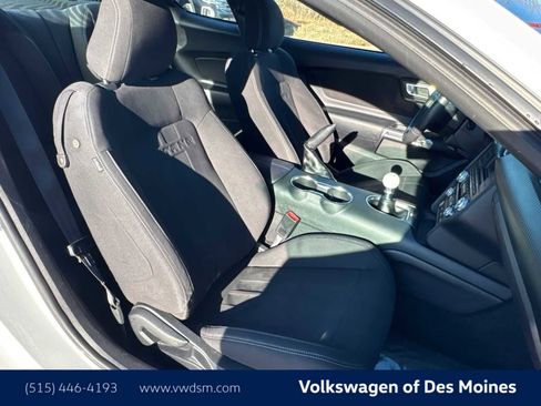Used 2018 Ford Mustang Coupe image 13