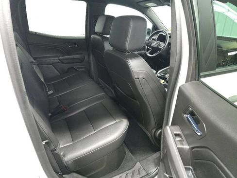 Used 2023 GMC Canyon Elevation w/ Elevation Premium Package AWD/4WD image 17