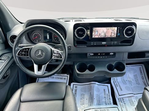 Used 2024 Mercedes-Benz Sprinter 2500 image 23