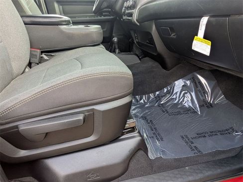 Certified 2024 RAM 2500 Tradesman w/ Chrome Appearance Group image 30