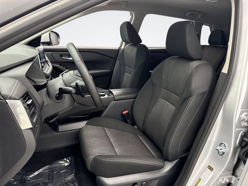 Used 2025 Nissan Rogue SV AWD/4WD image 11
