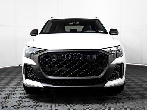 Used 2025 Audi RS Q8 performance image 13