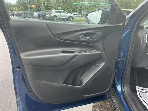 Used 2021 Chevrolet Equinox LT AWD/4WD image 16