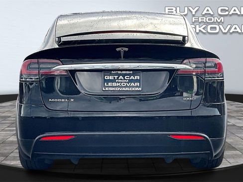 Used 2019 Tesla Model X 100D image 4