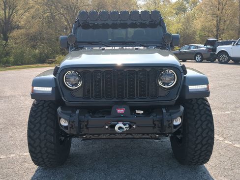 New 2026 Jeep Gladiator Willys image 8