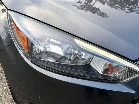 Used 2016 Ford Focus SE image 27