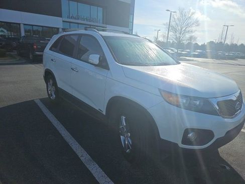 Used 2012 Kia Sorento EX w/ Premium Plus Pkg image 3