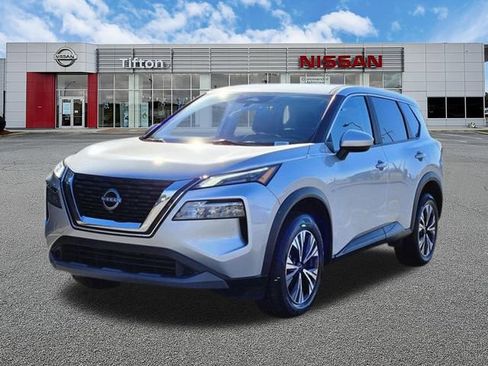 Certified 2023 Nissan Rogue SV FWD image 8