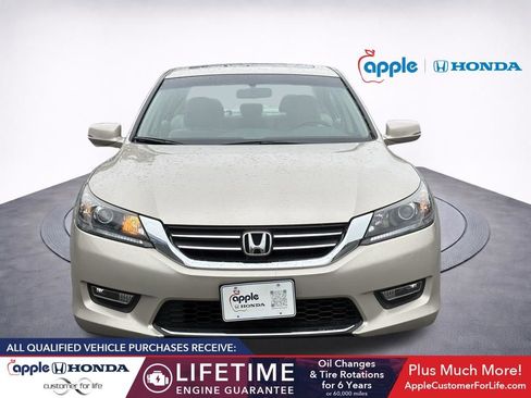 Used 2013 Honda Accord EX image 2