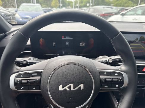 Used 2025 Kia K5 GT-Line w/ GT-Line Premium Package AWD/4WD image 29