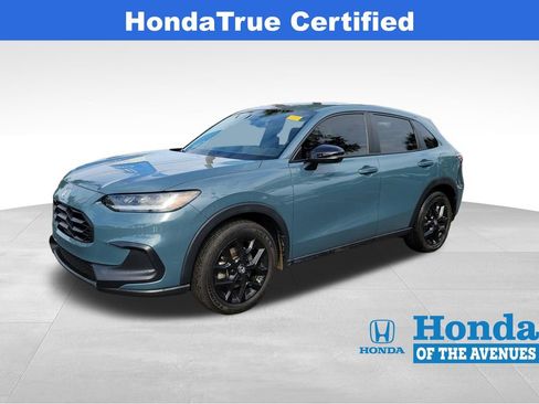 Certified 2025 Honda HR-V Sport image 2