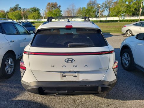 Used 2024 Hyundai Kona SEL w/ Convenience Package image 29