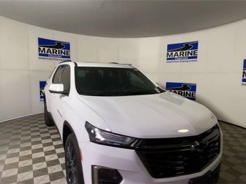 Certified 2023 Chevrolet Traverse RS image 4