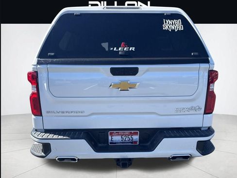 Used 2024 Chevrolet Silverado 1500 High Country w/ Technology Package AWD/4WD image 6