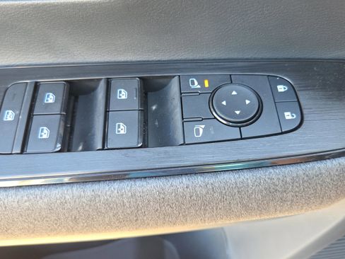 New 2026 Nissan Kicks SV image 31