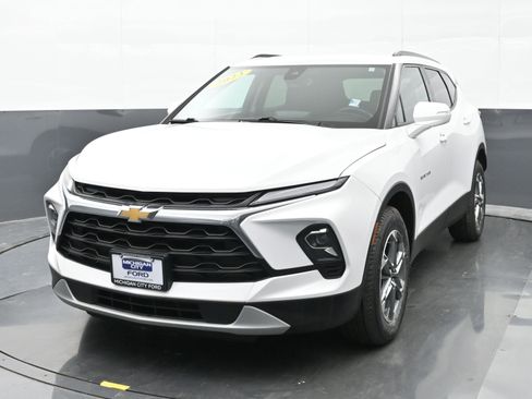 Used 2023 Chevrolet Blazer LT image 7