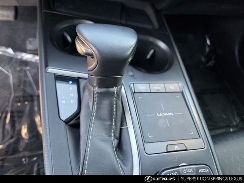 Used 2020 Lexus UX 200 w/ Accessory Package FWD image 21