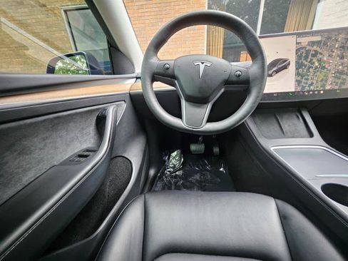 Used 2023 Tesla Model Y Long Range AWD/4WD image 4
