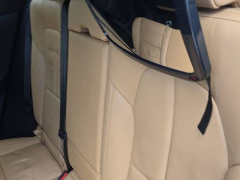 Used 2019 Volvo XC40 T5 Momentum image 13