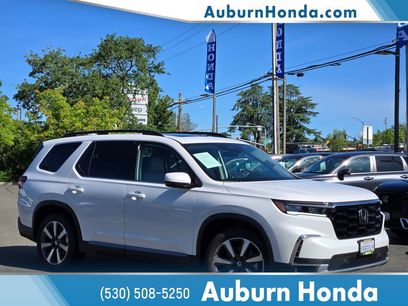 Certified 2025 Honda Pilot Touring