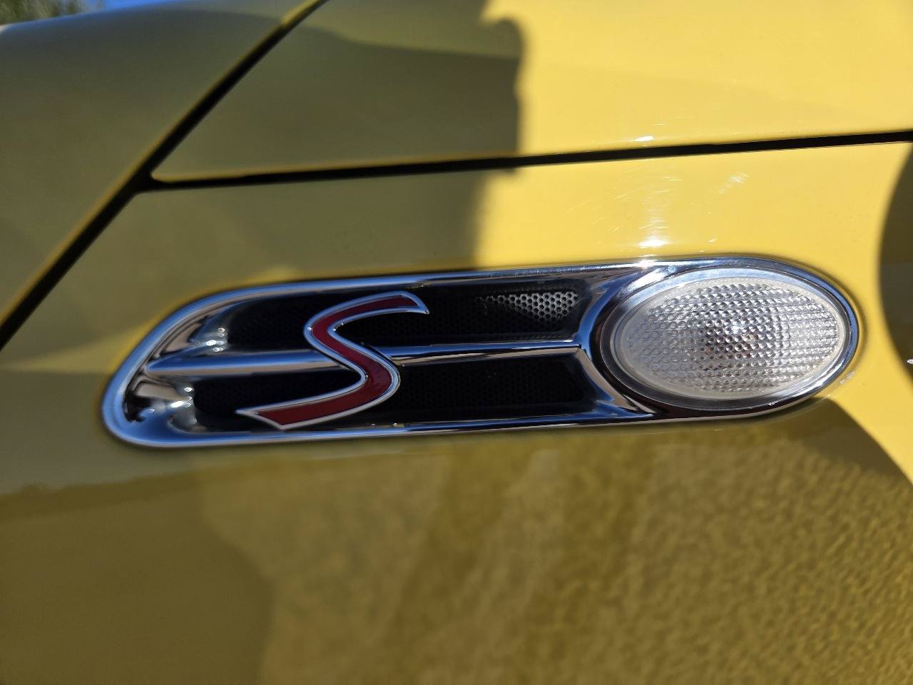 Used 2003 MINI Cooper S FWD image 23