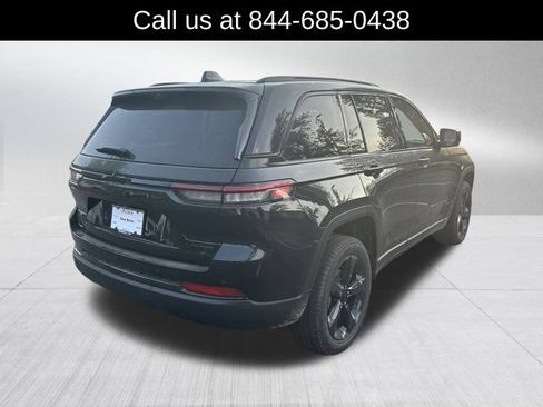 New 2025 Jeep Grand Cherokee Limited w/ Luxury Tech Group II AWD/4WD image 5