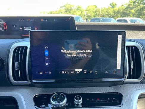 New 2026 Ford Expedition Max Active RWD image 18