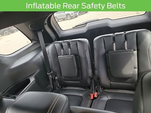 Used 2018 Ford Explorer Limited w/ Equipment Group 301A AWD/4WD image 29