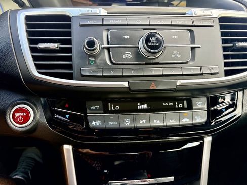 Used 2017 Honda Accord Hybrid Sedan image 21