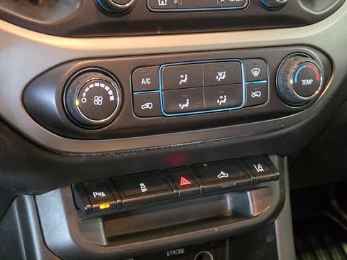 Certified 2022 Chevrolet Colorado LT w/ Fleet Safety Package RWD image 25
