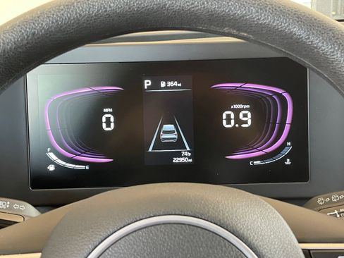 Used 2025 Kia Sportage LX image 39