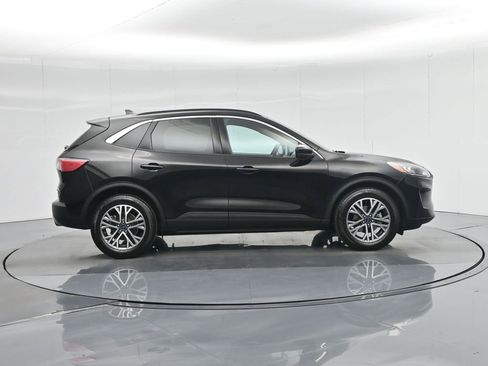 Used 2020 Ford Escape SEL image 31