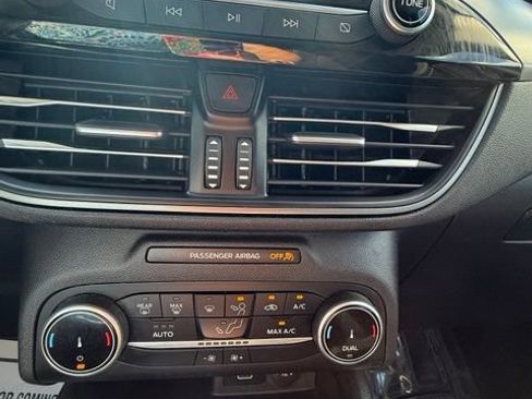 Used 2024 Ford Escape Active FWD image 16