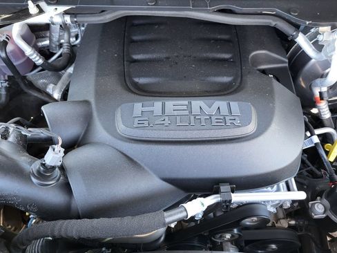 Used 2026 RAM 2500 Big Horn AWD/4WD image 33