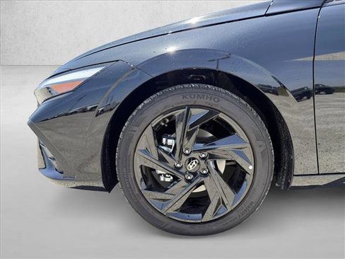 Certified 2026 Hyundai Elantra Sport FWD image 20