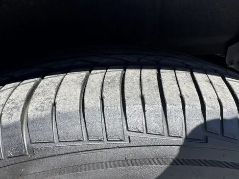 Used 2017 Ford Expedition Limited AWD/4WD image 11