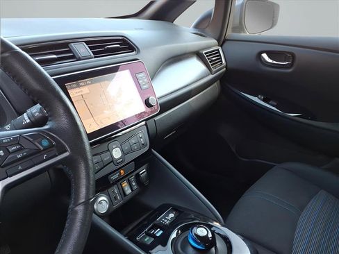 Used 2023 Nissan Leaf SV Plus image 25