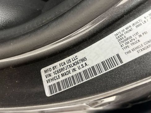 Used 2020 RAM 1500 Laramie AWD/4WD image 28