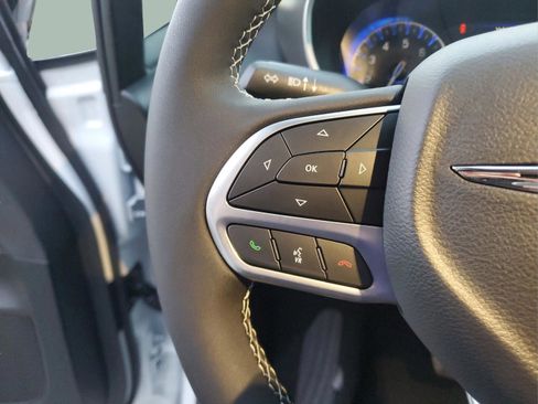 New 2026 Chrysler Voyager LX image 24