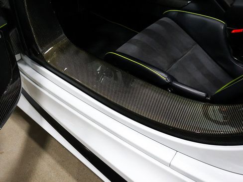 Used 2015 Porsche 918 Spyder image 52