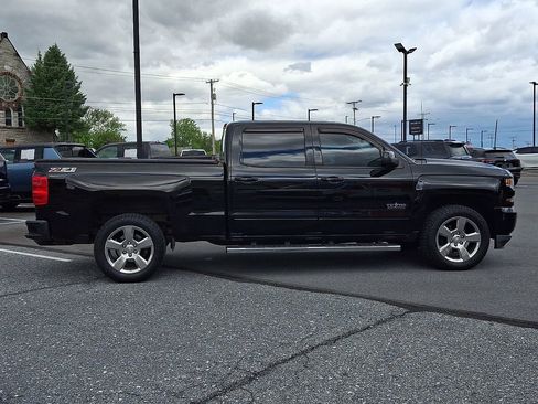 Used 2017 Chevrolet Silverado 1500 LT w/ Texas Edition AWD/4WD image 8