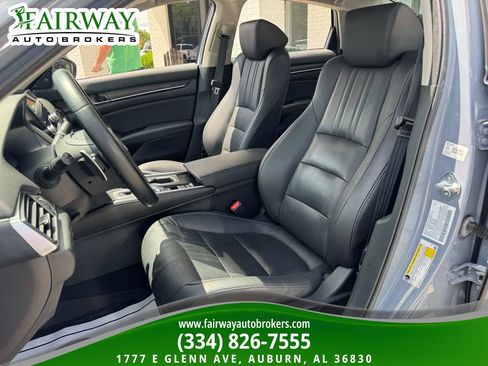Used 2021 Honda Accord Touring image 10