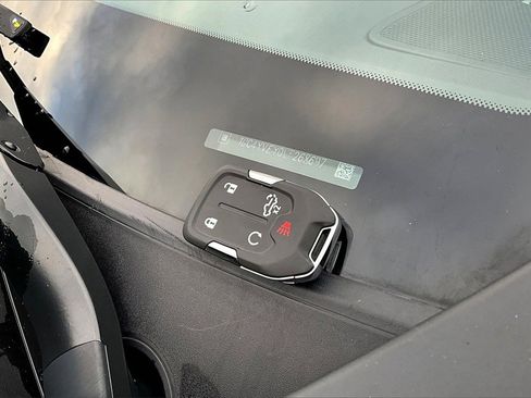 Used 2020 Chevrolet Silverado 3500 High Country w/ Z71 Off-Road Package image 11