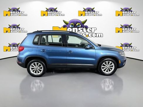Used 2018 Volkswagen Tiguan Limited AWD/4WD image 4